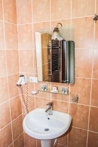 Отель Hotel Istanbul Батуми Номер-студио-7